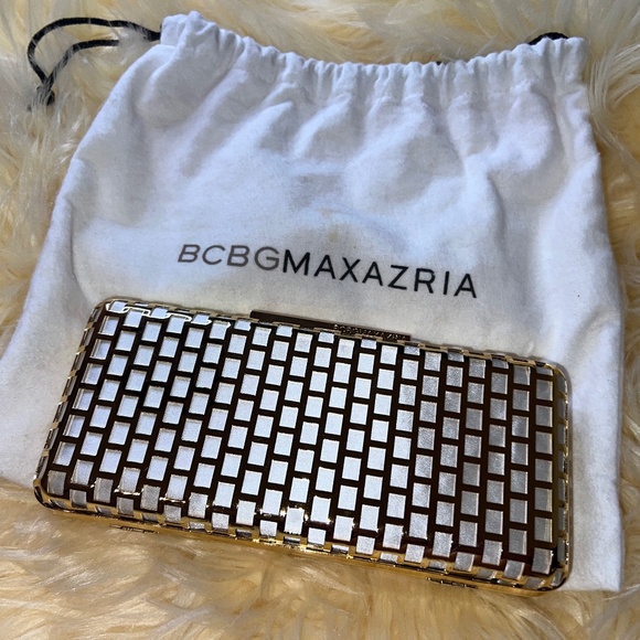 BCBG GOLD CLUTCH - Picture 1 of 2